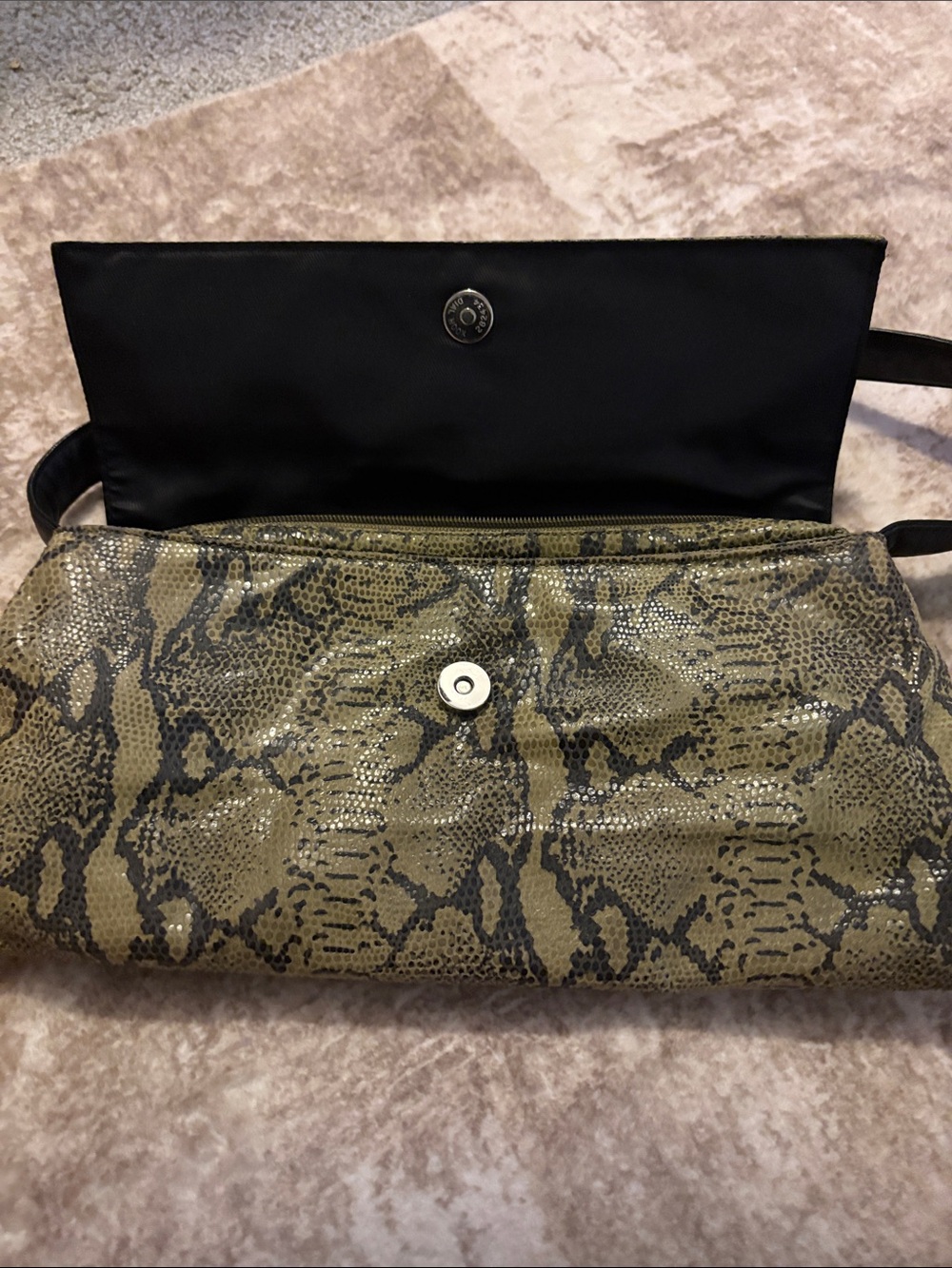 Maxx New York Snake-Print purse in Olive and Black - Picture 8 of 11